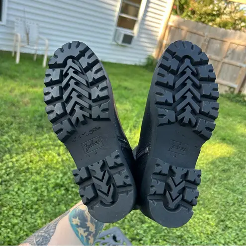 Zodiac Womens Miller Black Leather Lug Sole Ankle Booties Shoes size 9