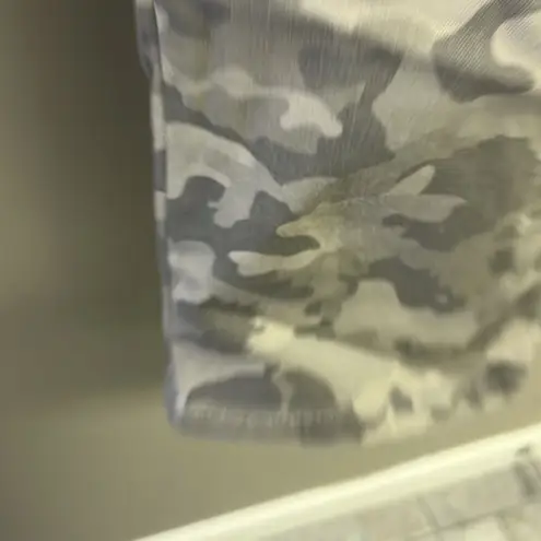 Belle by Kim Gravel Camo Triple Luxe Cropped Pull On Capri Jeans