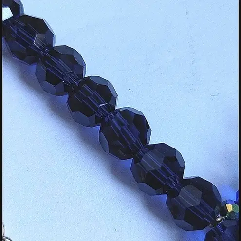 Stunning Gold Tone Chain with Blue Crystals Bid Necklace