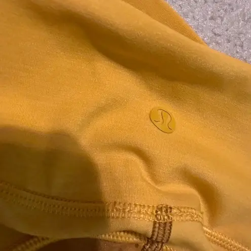 Lululemon OLD RARE yellow lulu leggings! Size 4