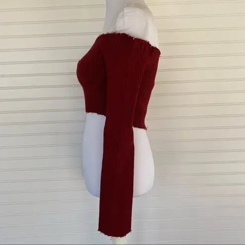 Better Be Red Bell sleeves crop top NEW