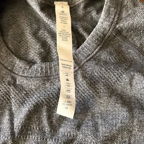 Lululemon NWT  top