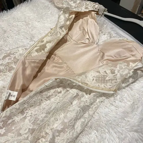 Sottero & Midgley Chauncey Lace Long Sleeve Train Wedding Gown in Ivory Blush Pink Size 8