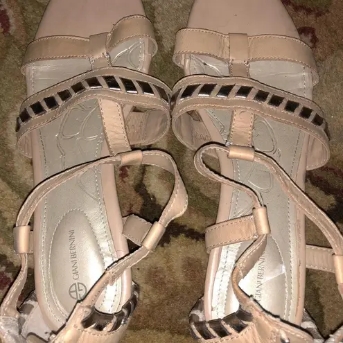 Giani Bernini  Sandals‎
