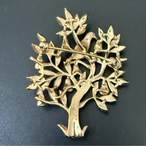 Trifari Vintage A Phillippe Tree Of Life Partridge Bird in Pear Tree Enamel Pin