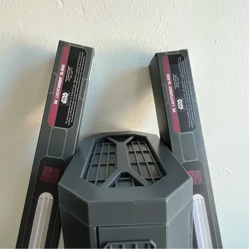 Star Wars Galaxy's Edge Ahsoka Tano Clone Wars Legacy Lightsabers and Blades Set