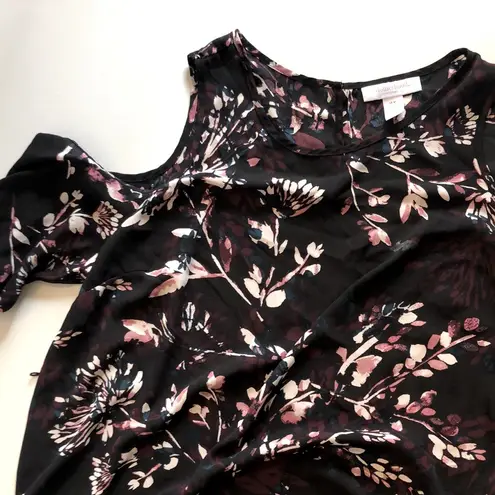 Maternity dress top XL Motherhood brand peekaboo shoulders Black Size undefined