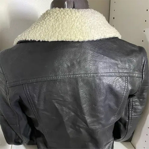 Women's Black Faux Leather Jacket M Quilted Sleeves Sherpa Collar Size M