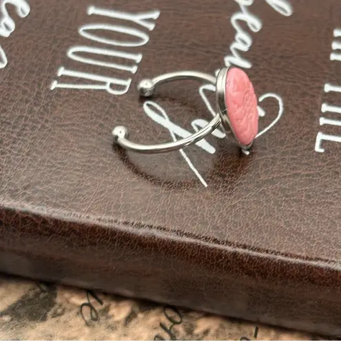 Vintage 1970s Pink Floral Sunflower Stainless Steel Ring