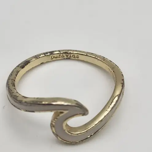 Pura Vida Gold Tone & White Enamel Wave Ring (8) Gold