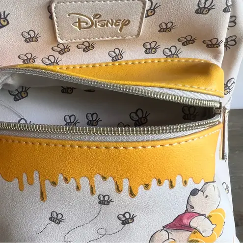 Lounge Fly Disney Winnie the Pooh Bees and Honey Backpack Bag #C250557