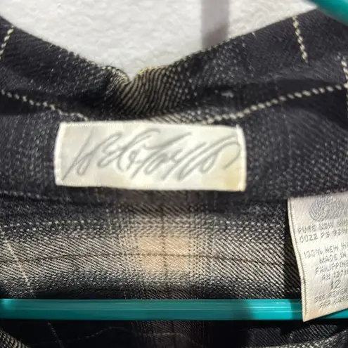 Lord & Taylor Button