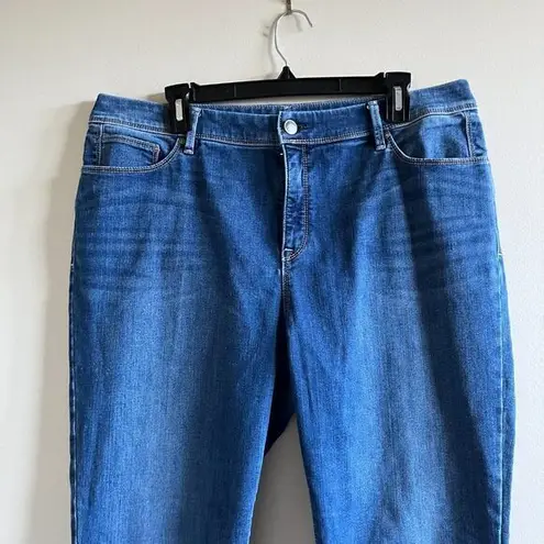 Chico's Chico’s So Slimming Girlfriend Jeans Womens Size 2.5 L 14 Blue‎ Denim Ski…