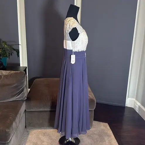 Women’s Ivory Lace Top Chiffon V