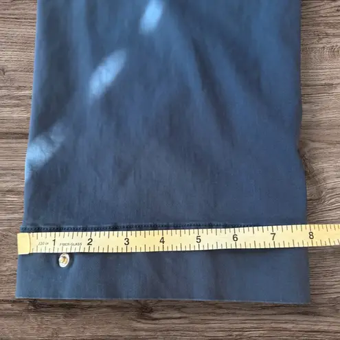 Liverpool Utility Cargo Crop Pant in Indigo Dusk Size 27/4