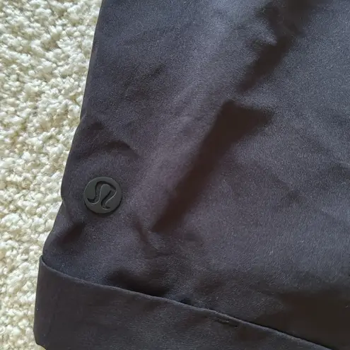 Lulu lemon black shorts with pockets 4 in seam