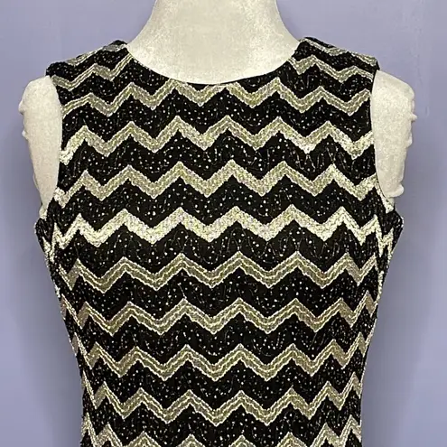 Betsy and Adam Black / Silver Chevron Striped Sleeveless Cocktail Dress Size 8