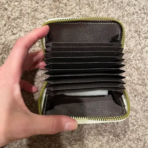 NWOT Elegant Cream Credit Card Pouch White Size OS