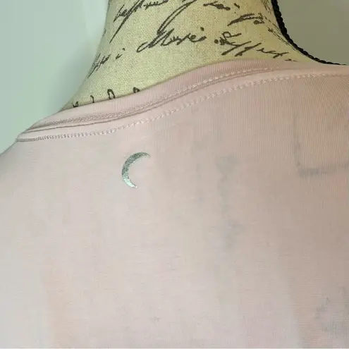 Zyia Active Perfect Slit Swoop Long Sleeve Top