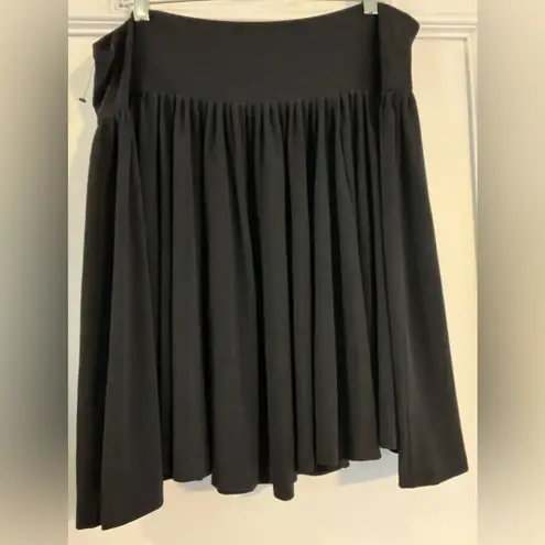 Norma Kamali skirt size 2XL Stretchy Fabric Elastic Waist Flared Pleated Black