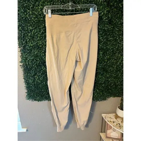 Lululemon  Studio Joggers Size 6 Cafe Au Lait