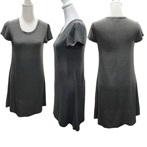 Olivia Rae Gray & Black Striped Short Sleeve Pullover Mini Dress Size Small