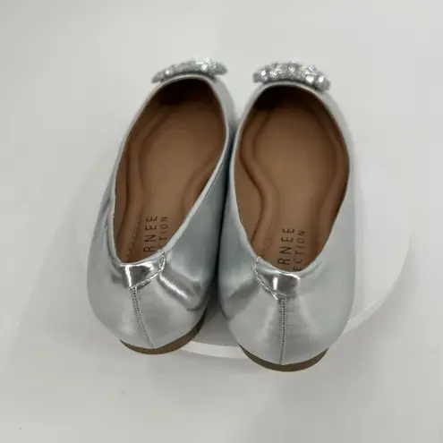 Journee Collection Renzo Ballet Flats in Silver Size 8W MSRP $90