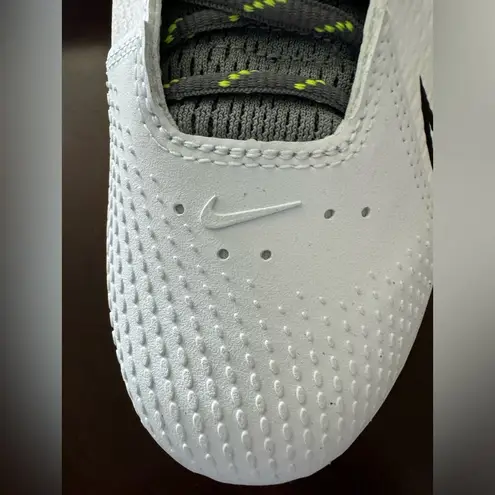 Nike Renew Softball Cleats Size 8 NWOT