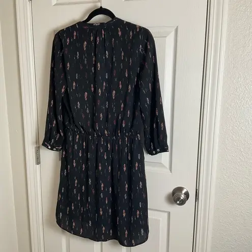 Black Rainn Black dress with Feathers Patterns size medium