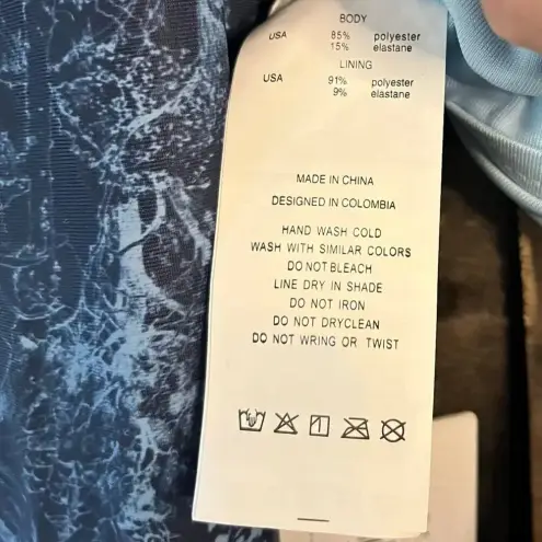 Phax‎ Blue Lovely Long Sleeve Rash Guard Size Large