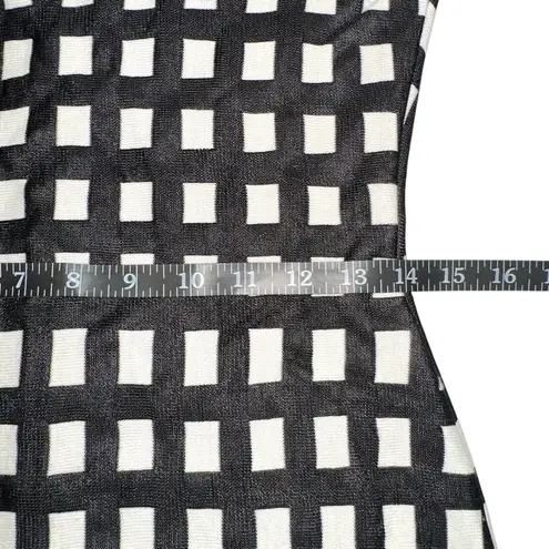 St. John Tubular Box Knit Short Sleeve Black and White Flare Midi Dress 4