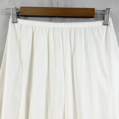 Vanity Fair Womens Half Slip LL White Nylon Antron III Lingerie Classic Modest