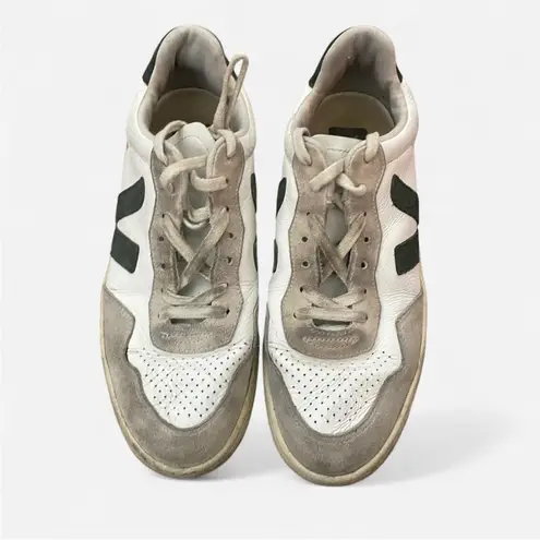 VEJA V-90 Leather Suede Green Sneakers in Women’s Size 10