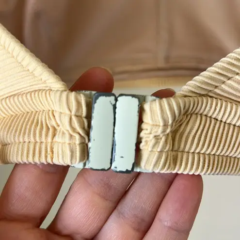 Zulu & zephyr yellow cream signature skimpy ribbed high waisted swim suit Size M - Image 8