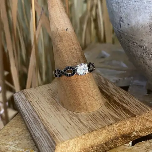 Black Onyx Infinity Cubic Zirconia Solitaire Sterling Silver Ring Sizes 7 & 9