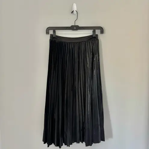 Endless Rose Faux Leather Pleated Midi Skirt in Black