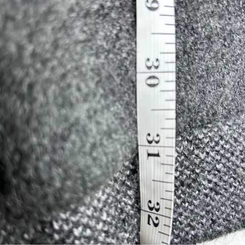 Ellen Tracy downtown glam animal print cardigan sweater Comfy Cozy Wrap Grey