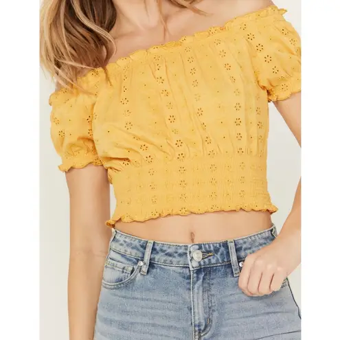 WOLF WOMEN'S KNIT EYELET SMOCKED CROP TOP SZ L Yellow Size L