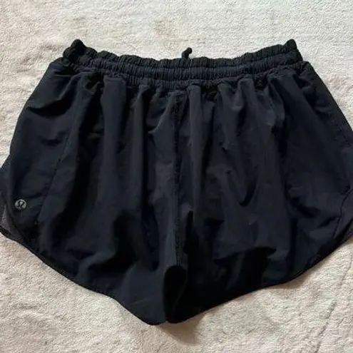 Lululemon  Women's Black Speed Up Lined Short Pockets Size 10