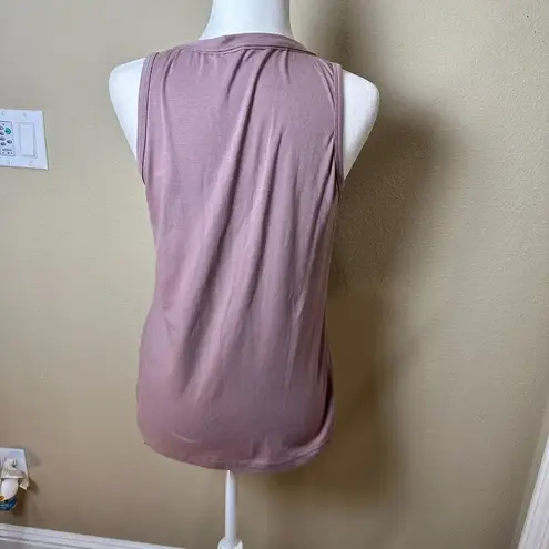 NWT Emery Rose Boutique Button Placard Blush Tank Top