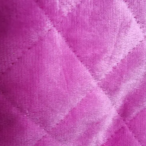 Ipsy Pink Quilted Velvet Pouch Zippered Cosmetic Bag Toiletries Makeup Bag