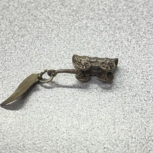 Vintage Sterling Silver Covered Wagon Death Valley Souvenir Charm Pendant