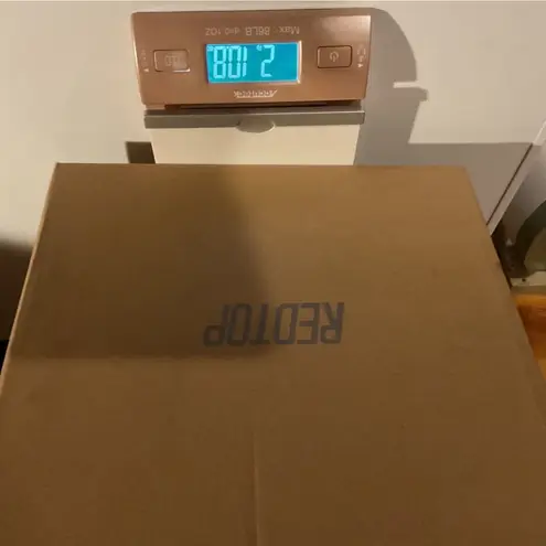 NWT Red Top Womens Black Leather Chelsea Boots lug sole ankle Chunky Size 8 NEW