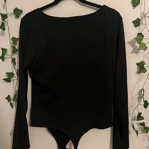 Amazon Black Square V