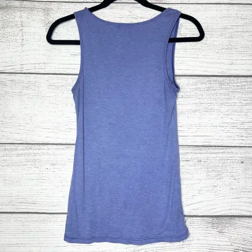 One World Blue Studded Design Ribbed Stretch V Neck Tank Top Size Medium