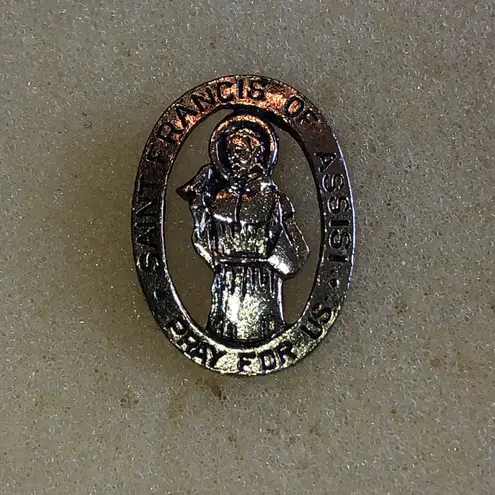 Saint Francis of Assisi Aged Gold Tone Vintage Religious Pin