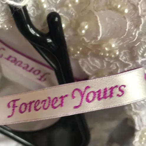 Forever yours White Lace Dress Pearl Details high choker neck cold shoulder Size 6