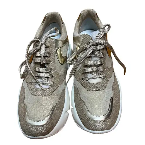 NWOT Voile Blanche Platform Monster Sneakers Sz. 40 (US 10) Gold