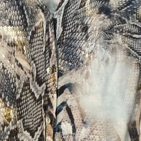 Elie Tahari Women's Snakeskin Zebra Print Button Up Blouse Shirt Top Size Small