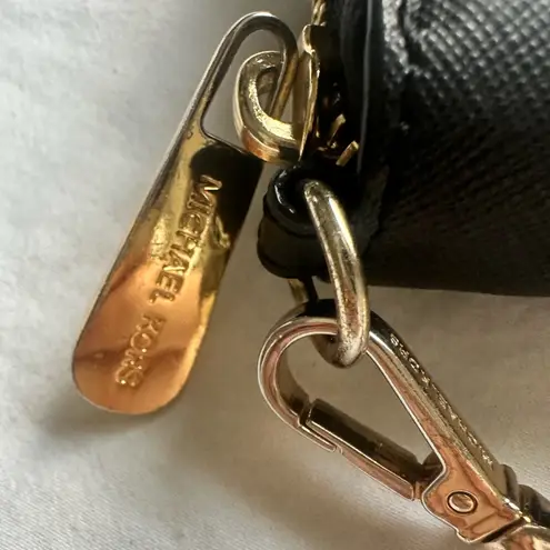 Michael Kors , black wallet with detachable wristlet strap thumbnail 2